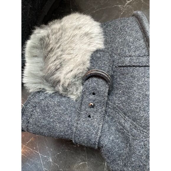 BEARPAW Women's Gray Wool Blend Faux Fur Cuff Winter Ankle Boots Size 9 - Picture 5 of 14